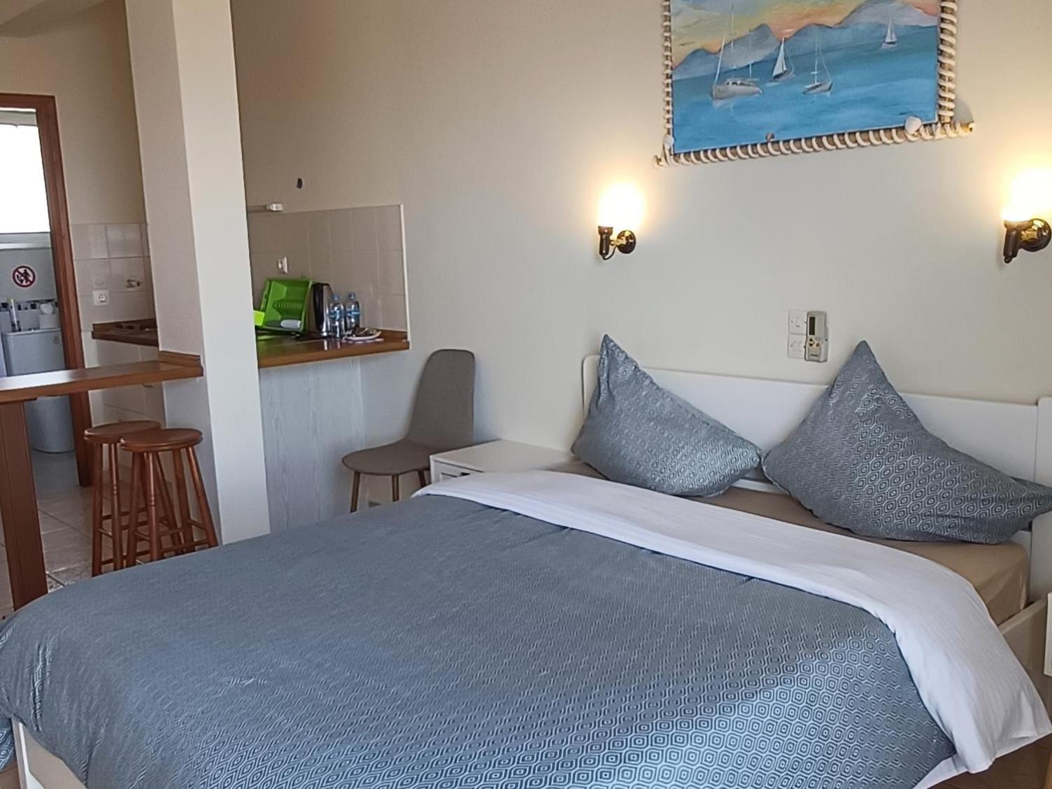 Flora Studios Corfu - Adults Only Benitses  Exterior foto